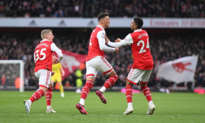 Premier League: ΕΠΙΚΗ ανατροπή από 0-2 σε 3-2 η Άρσεναλ στο 98' και στο +5 από τη Μάντσεστερ Σίτι