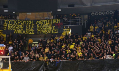 Πανό οργής για τη τραγωδία στα Τέμπη σε όλα τα γήπεδα της Ελλάδας (photos)