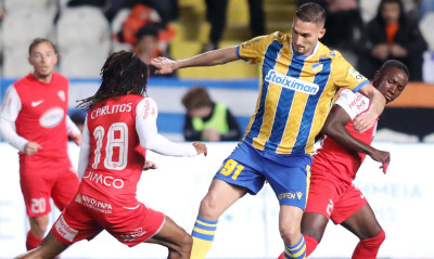 Κύπρος: Στην κορυφή με Μακέντα, Δώνη ο ΑΠΟΕΛ (video)