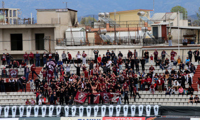 Super League 2: Ζήτησαν να κατέβει πανό για την τραγωδία των Τεμπών στο ΑΕΛ-Αναγ. Καρδίτσας (pics)