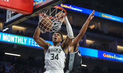 NBA: Ο Γιάννης Αντετοκούνμπο ισοπέδωσε τους Κινγκς | «Αγκαλιά» με την πρώτη θέση οι Μπακς (video)