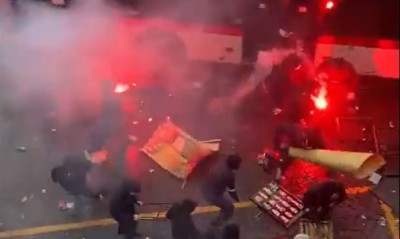 Champions League: Ξέφυγε η κατάσταση στη Νάπολι – Μεγάλης έκτασης επεισόδια (Videos)