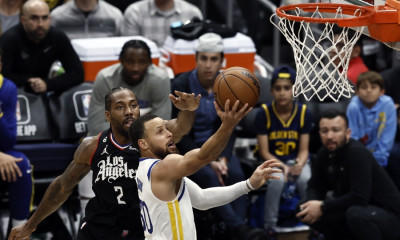 NBA: Οι Κλίπερς το ντέρμπι με Ουόριορς παρά την 50άρα του Κάρι (videos)