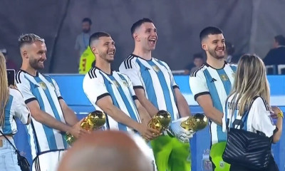 Εμιλιάνο Μαρτίνες: Επανέλαβε τον προκλητικό πανηγυρισμό, αλλά είχε και... εκλεκτή παρέα (video)