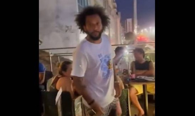 Μαρσέλο: «Στράβωσε» με φίλαθλο, επειδή τον τραβούσε video σε καφετέρια