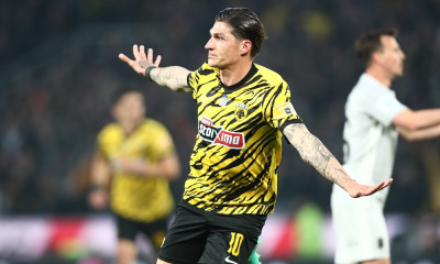 Super League: Τα γκολ του Τσούμπερ είναι από «χρυσάφι» και δίνουν βαθμούς στην ΑΕΚ!