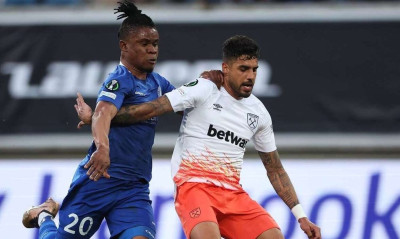 Conference League: Ισόπαλο το Γάνδη-Γουέστ Χαμ, πολλά λάθη Σιδηρόπουλου