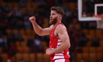 Ολυμπιακός: Η θέση για ελληνοποίηση Ουόκαπ | «Ικανοποιημένοι που θέτει εαυτόν στην Εθνική Ελλάδας»