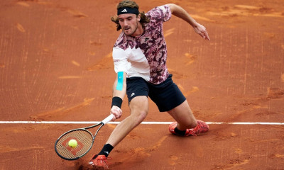 Στα ημιτελικά ο Τσιτσιπάς!