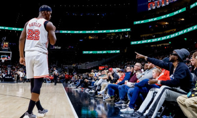 «Πύρρειος» νίκη για τους Μαϊάμι Χιτ, σε κίνδυνο οι Μιλγουόκι Μπακς