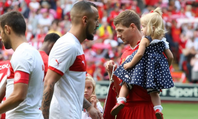 Ολυμπιακός: Μήνυμα της Daily Mail στον Τζέραρντ - «Στιβ, μείνε μακριά από την Ελλάδα»