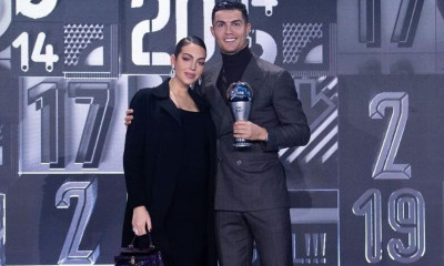 Ρονάλντο - Χεορχίνα: To τρυφερό φιλί που βάζει τέλος στα σενάρια χωρισμού