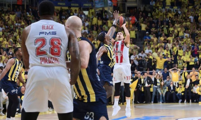 Φενέρμπαχτσε-Ολυμπιακός: «Έσπασαν» τα κεφάλια τους Τούρκοι κι Έλληνες στο τρίποντο του Σλούκα (vids)