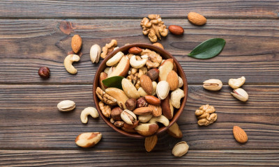 Ξηροί καρποί: Η ποσότητα που μειώνει τον κίνδυνο θανατηφόρων παθήσεων