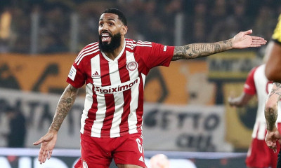 Ολυμπιακός: Αιχμές Εμβιλά για το μέλλον του (photo)