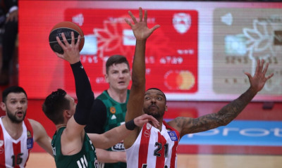 LIVE, Ολυμπιακός - Παναθηναϊκός: 75-52 (Τελικό)