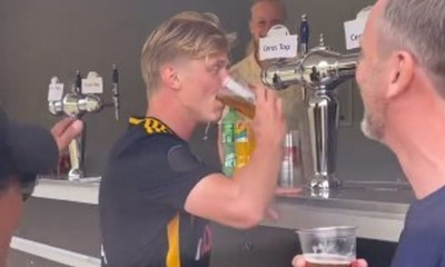 Επικό! Σκόραρε, βγήκε από το γήπεδο, ήπιε μια μπύρα και επέστρεψε (video)