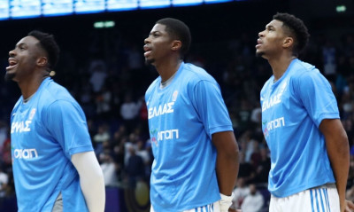 Χαρούμενος ο Γιάννης Αντετοκούνμπο για τον αδερφό του