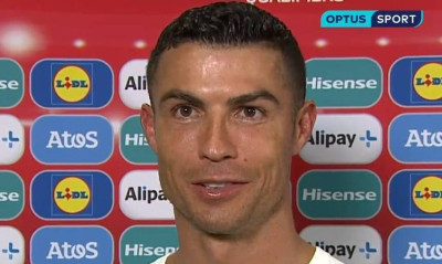 Κριστιάνο Ρονάλντο σε καμεραμάν: «Μην μου κάνεις ζούμ, φαίνονται οι... ρυτίδες»