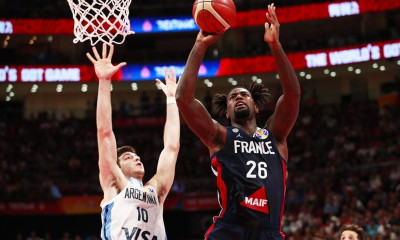 Με… ελληνικό χρώμα η αποστολή της Εθνικής Γαλλίας για το Παγκόσμιο