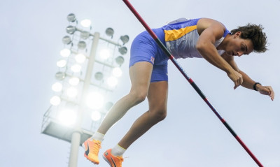 Στίβος: «Πέταξε» στα 6.12μ. ο Ντουπλάντις - Έβδομος ο Καραλής