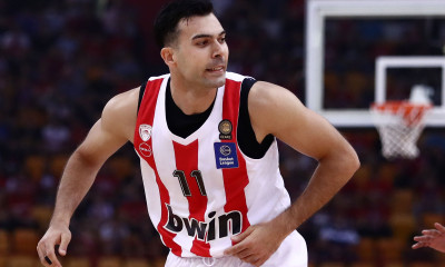 "Μπάσιμο" Φενέρμπαχτσε για Σλούκα!