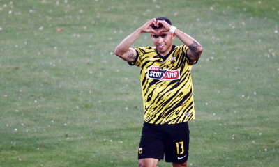 Super League: MVP της σεζόν ο Πινέδα, καλύτερο γκολ ο Φορτούνης