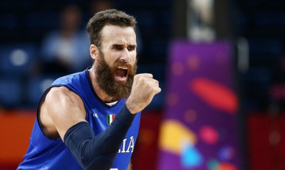 «Βόμβα» από τον Τζίτζι Ντατόμε - «Αφήνω το μπάσκετ, τελείωσα...»