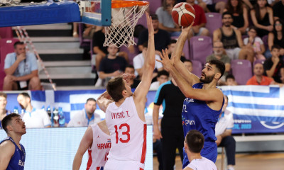 Κροατία – Ελλάδα 64-78: Νίκη με σούπερ Μαντζούκα – Με Ισλανδία στα νοκ άουτ η Εθνική Νέων Ανδρών
