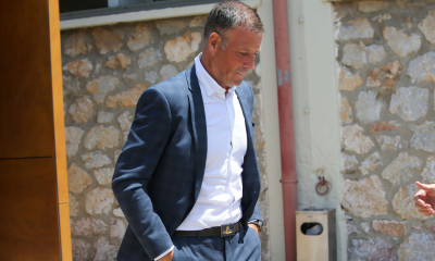 AEK: Ζητά να μάθει τα οικονομικά της συνεργασίας Super League με Κλάτενμπεργκ