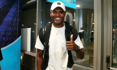 Μεταγραφές, ΠΑΟΚ: Έφτασε ο Σαμάτα και υπογράφει