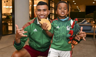 Ο Πινέδα έκανε χαρούμενο έναν πιτσιρικά που απαρνήθηκε την πατρίδα του γιατί ήθελε κεσαντίγιας!