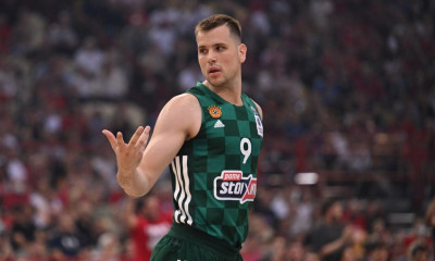 Παναθηναϊκός: Το «αντίο» στον Δημήτρη Αγραβάνη (photo)