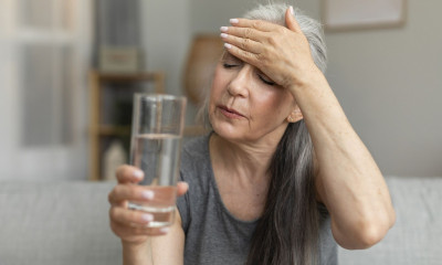 Εμμηνόπαυση: Πώς μπορεί μια γυναίκα να βελτιώσει την ποιότητα ζωής της