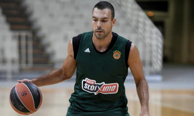 Παναθηναϊκός: Ο Σλούκας με το "τριφύλλι" στο στήθος! (Photos)