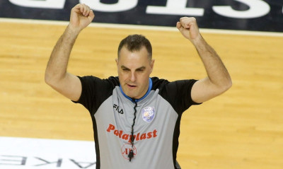 Αρνείται τις κατηγορίες ο Κορομηλάς