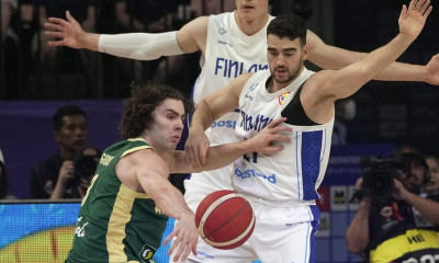 Μουντομπάσκετ, 5ος όμιλος: Η Αυστραλία παρέσυρε τη Φινλανδία και έκανε βήμα πρόκρισης