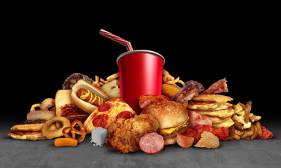 Επεξεργασμένα τρόφιμα: Πόσο αυξάνουν τον κίνδυνο κατάθλιψης