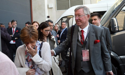 Σερ Άλεξ Φέργκιουσον: Πένθος για τον εμβληματικό τεχνικό της Γιουνάιτεντ - Πέθανε η γυναίκα του