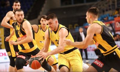 Basket League: Το Λαύριο σόκαρε την ΑΕΚ