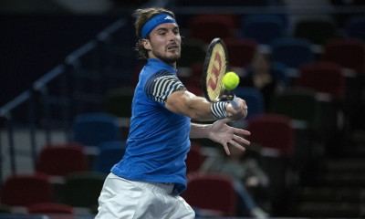 Στέφανος Τσιτσιπάς: Κόντρα στον Ουμπέρ για τους «16» στη Σαγκάη - Η ώρα και το κανάλι