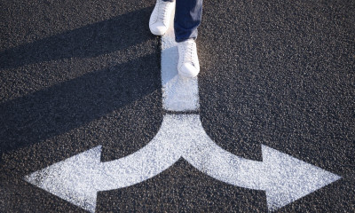 Αν συμβαίνει αυτό ενώ περπατάτε, ίσως κινδυνεύετε με Αλτσχάιμερ