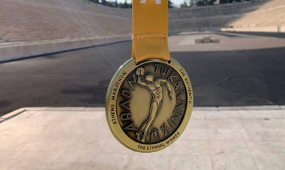 Πολ Σέλμπι: Ο άνθρωπος πίσω από τα αναμνηστικά μετάλλια του Αυθεντικού Μαραθωνίου