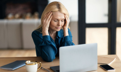 Κατάθλιψη εμμηνόπαυσης: Βοηθά η θεραπεία ορμονικής υποκατάστασης;