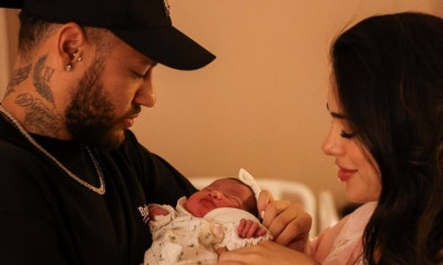 Νεϊμάρ: Ώρες αγωνίας | Διαρρήκτες μπήκαν στο σπίτι της πρώην του και έψαχναν την κόρη τους