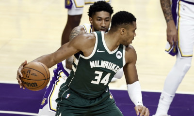 Η μυθική 54αρα του Γιάννη Αντετοκούνμπο δεν ήταν αρκετή για τους Μπακς (vids)