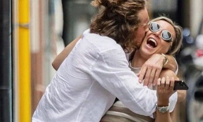 Στέφανος Τσιτσιπάς: Η έκπληξή του στην Πάουλα Μπαντόσα για τα γενέθλιά της και η τούρτα υπερπαραγωγή