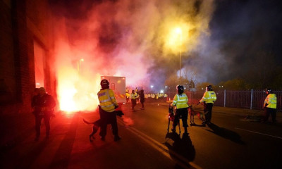 Conference League: Άγρια επεισόδια πριν το Άστον Βίλα - Λέγκια | Τέσσερις τραυματίες