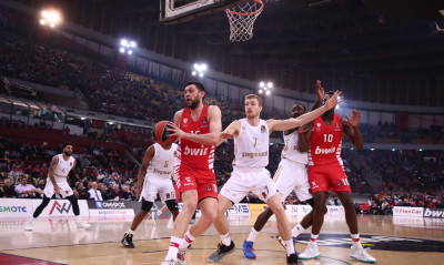 Οι αθλητικές μεταδόσεις της ημέρας (08/12) - Πού θα δείτε τα Ολυμπιακός-Μπάγερν, Γιουβέντους-Νάπολι
