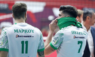 Ολυμπιακός - Παναθηναϊκός: Διακοπή στο ντέρμπι του League Cup λόγω επεισοδίων οπαδών με τα ΜΑΤ